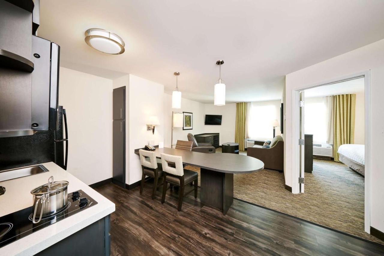 Sonesta Simply Suites Boston Брейнтрі Екстер'єр фото
