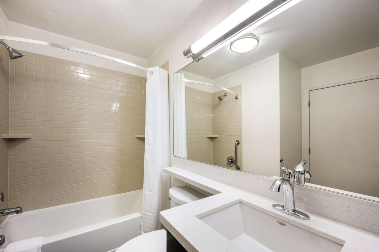 Sonesta Simply Suites Boston Брейнтрі Екстер'єр фото