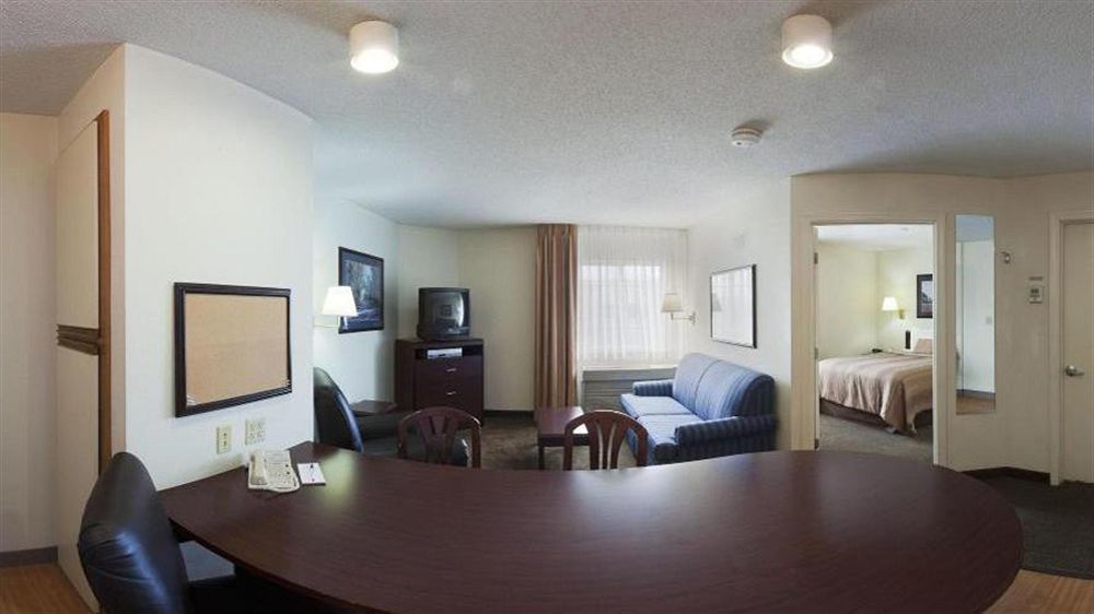 Sonesta Simply Suites Boston Брейнтрі Номер фото